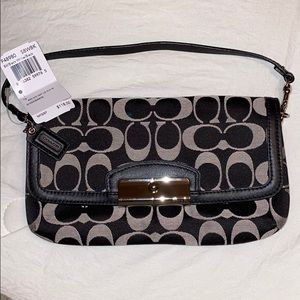 COACH KRISTEN SIGN SAT LG FLAP WRISTLET